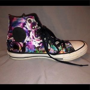 Floral Converse